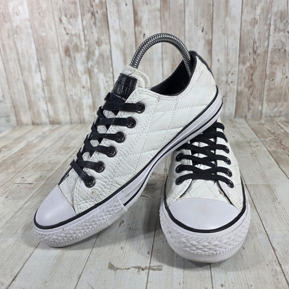 Converse All Star Quilted Low Top Sneakers White Black Women S Size 7 - Picture 5 of 8